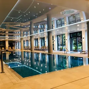 https://apartament-ss-nadmorskie-tarasy-kolobrzeg-d302.kolobrzeghotels.com