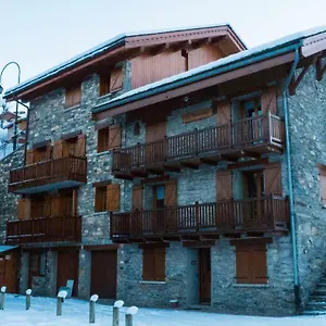 chalet-renouveau.hotels-rhonealpes.com/